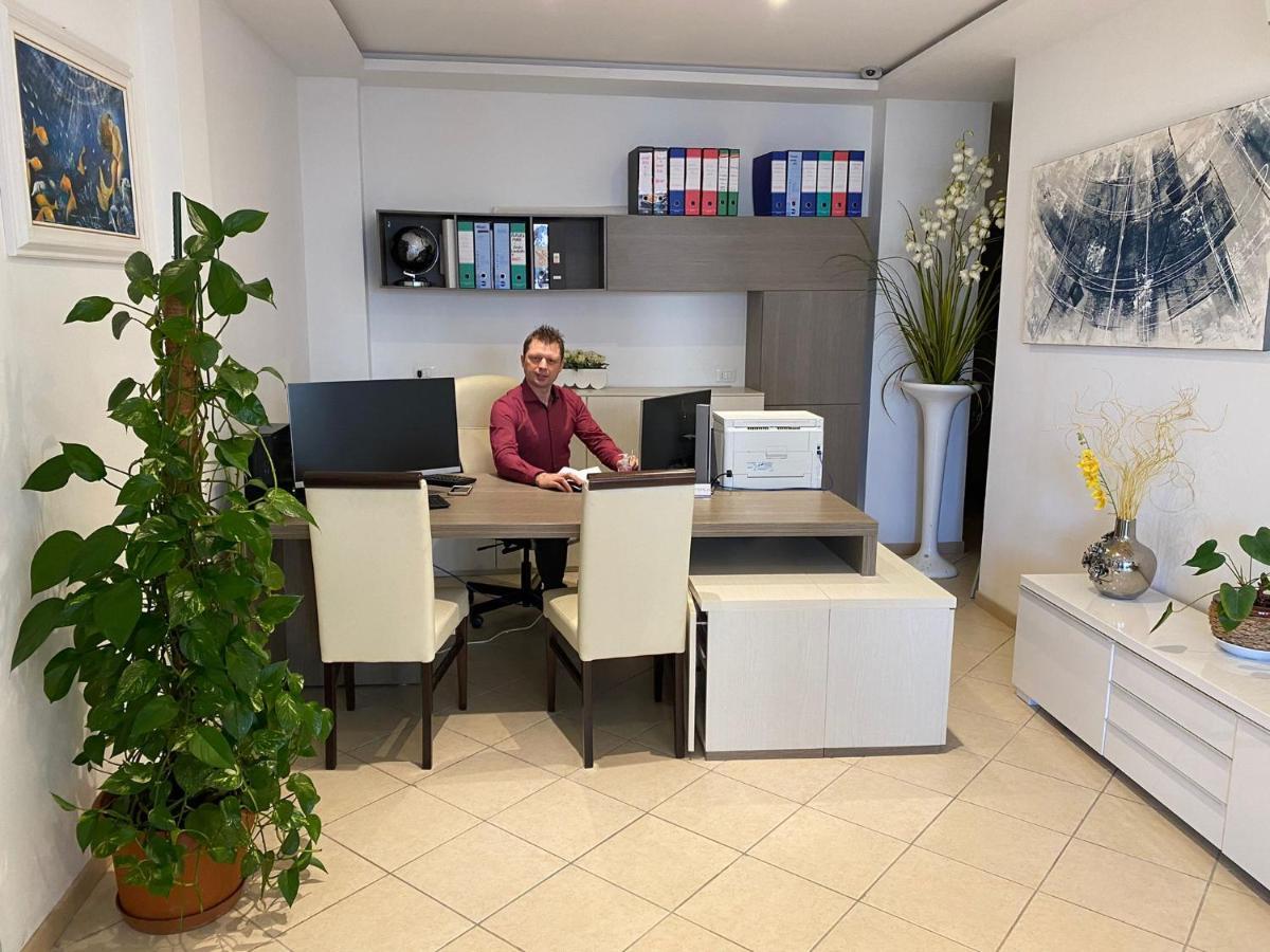 Residence Perla Rimini Extérieur photo